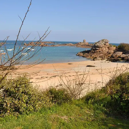 Trégastel, 5 Pièces, 7 Personnes - Fr-1-368-128 Trégastel